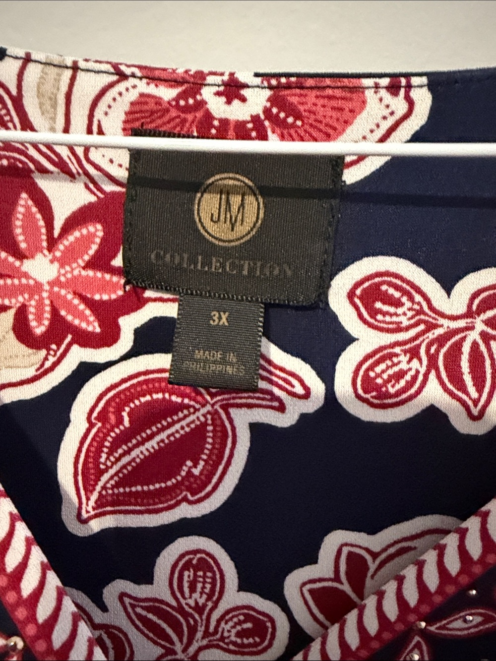 JM Collection Navy V-Neck Tunic with Pink & Cream Floral Print - Picture 2 of 3